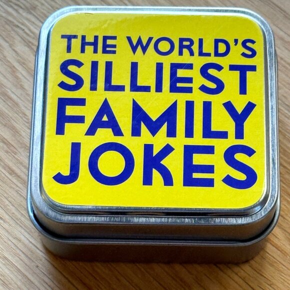 World's Silliest Family Jokes in Tin Box, Lagoon Group 7922 - Picture 2 of 12